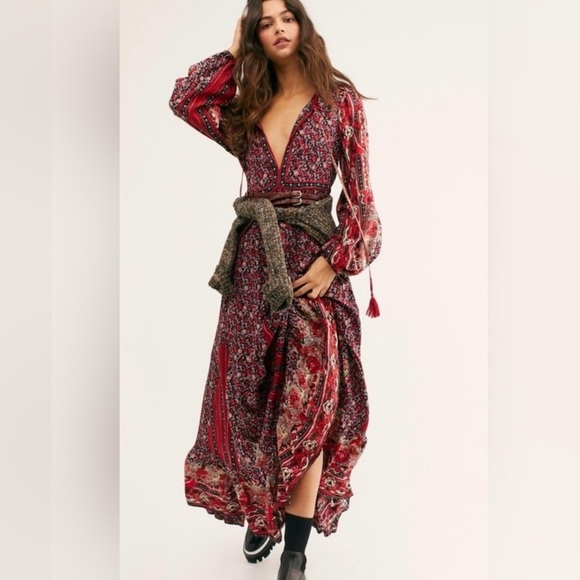 Free People Dresses & Skirts - Free People Happy Feelings Dress
Maxi Long Sleeve Red Black S